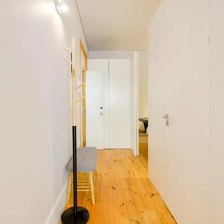 Whome Unbeatable Location Old Town