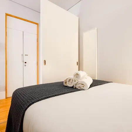 Whome Unbeatable Location Old Town