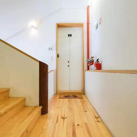 Whome Unbeatable Location Old Town
